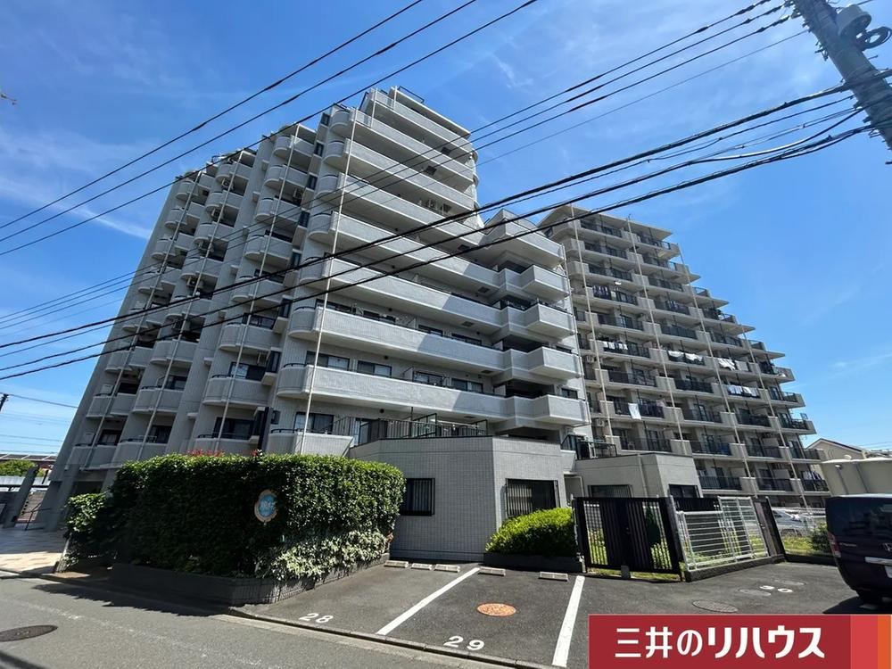 3LDK apartment in Kodaira, Tokyo - Photo 1