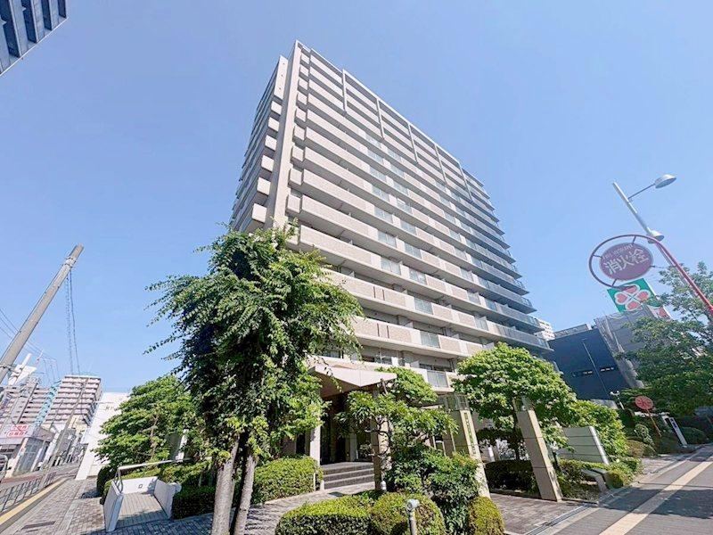 3LDK apartment in Joto Ward, Osaka - Photo 1