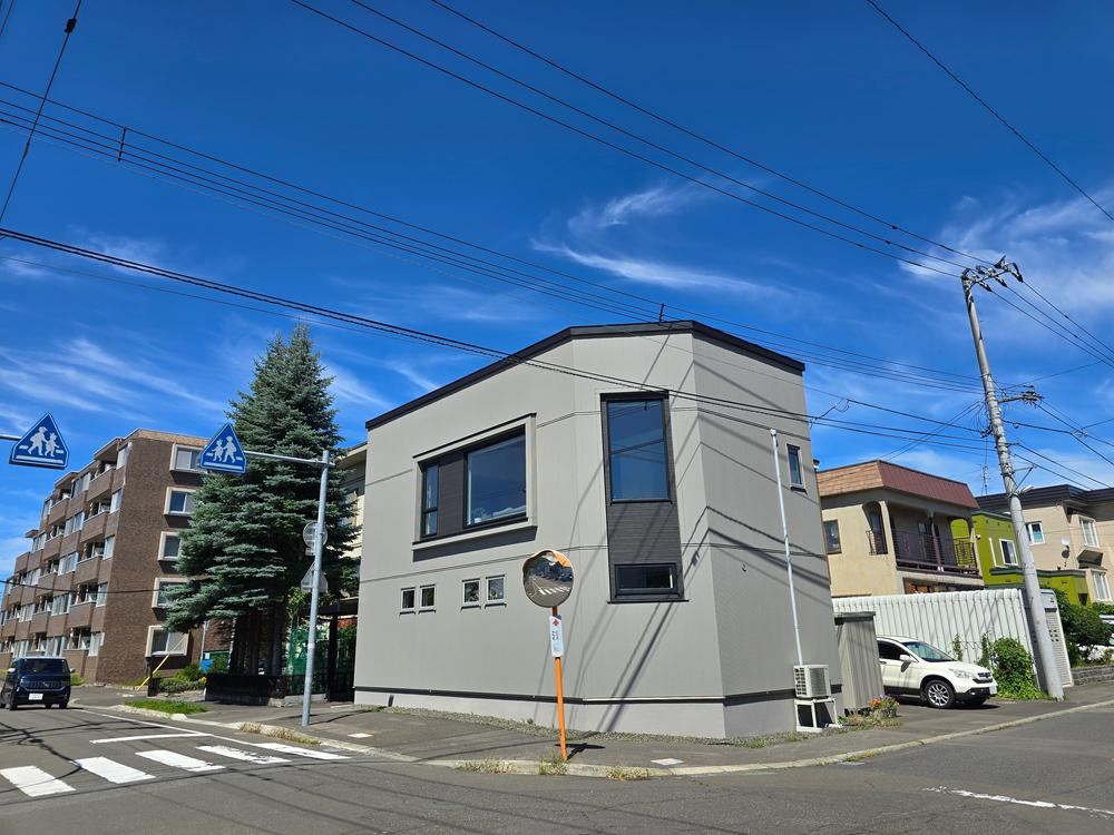 3LDK house in Teine Ward, Sapporo, Hokkaido - Photo 1