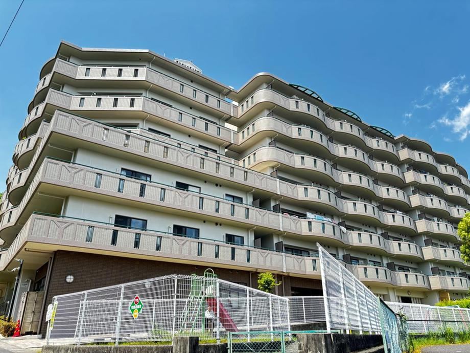 3LDK apartment in Otsu, Shiga - Photo 1