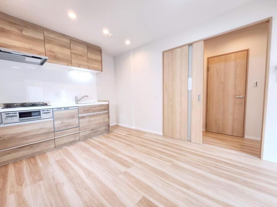 2DK apartment in Kita Ward, Tokyo - Photo 1