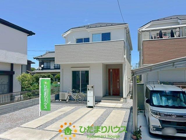 4LDK+S house in Kazo, Saitama - Photo 1
