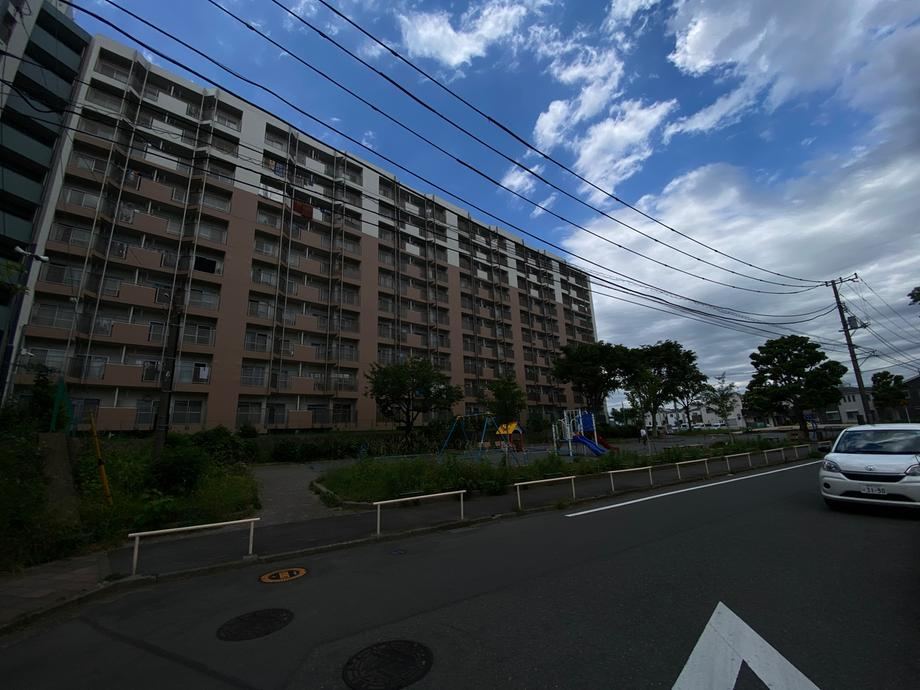 2LDK apartment in Totsuka Ward, Yokohama, Kanagawa - Photo 1