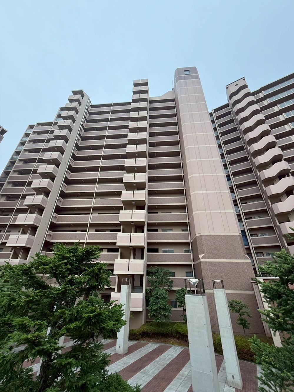 3LDK apartment in Miyakojima Ward, Osaka - Photo 1