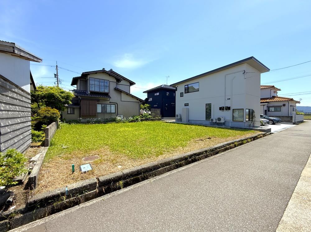 223 m² land in Hakusan, Ishikawa - Photo 1