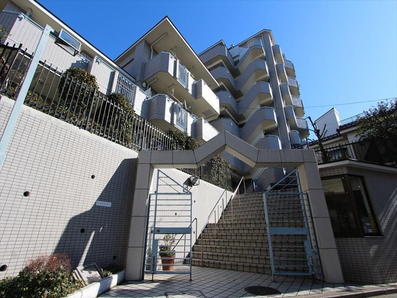 3LDK apartment in Shiki, Saitama - Photo 1