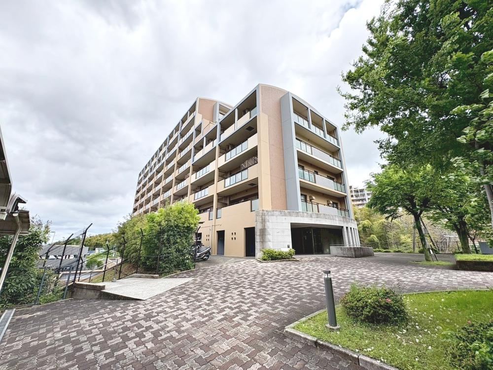 3LDK apartment in Izumi, Osaka - Photo 1