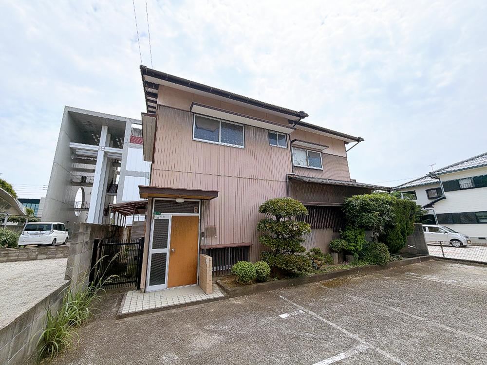 5K+S house in Zentsuji, Kagawa - Photo 1