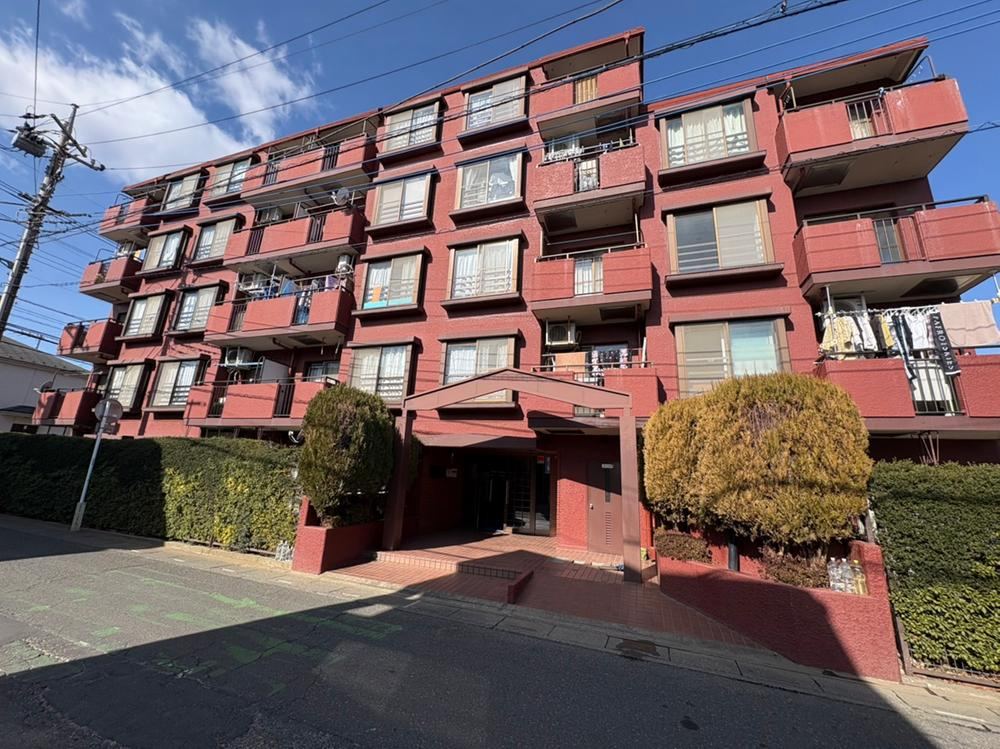 2LDK apartment in Kawagoe, Saitama - Photo 1