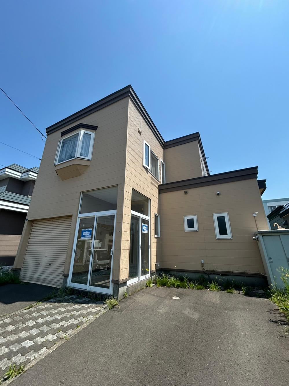 4LDK house in Kita Ward, Sapporo, Hokkaido - Photo 1