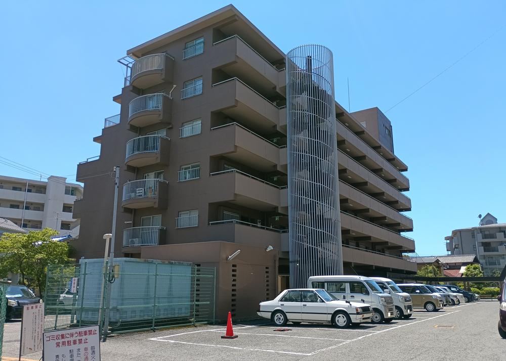 2LDK apartment in Osakasayama, Osaka - Photo 1