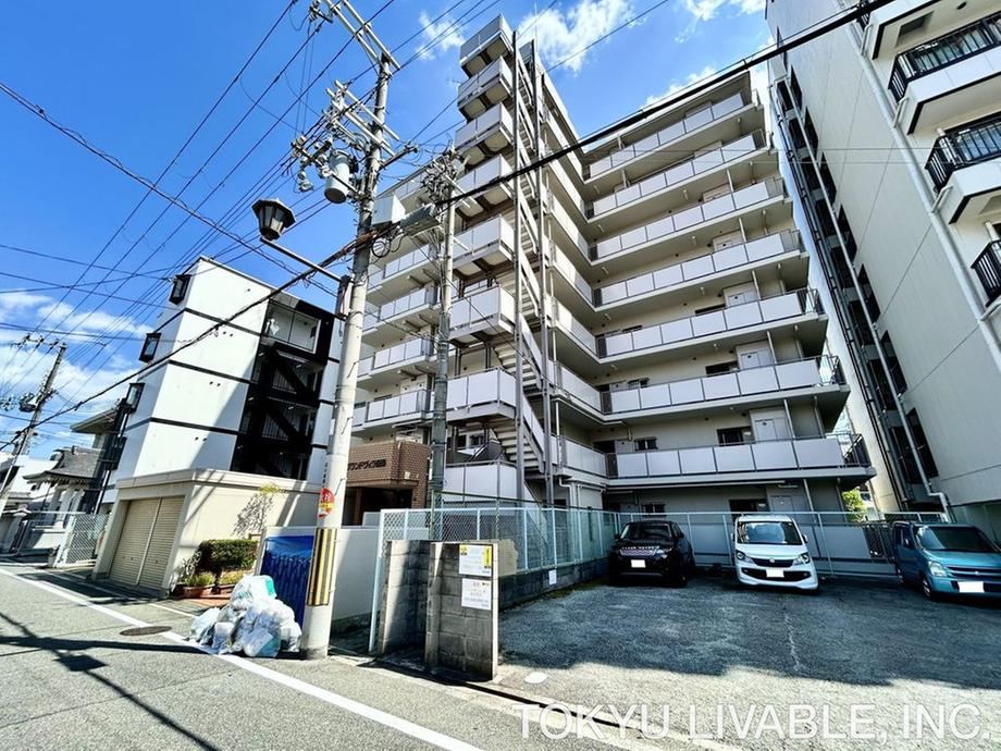 3LDK apartment in Nishiyodogawa Ward, Osaka - Photo 1