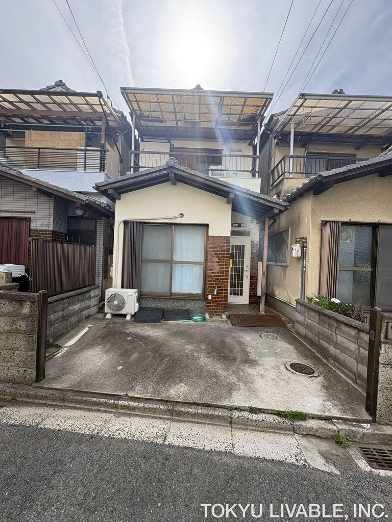 2LDK house in Higashiosaka, Osaka - Photo 1