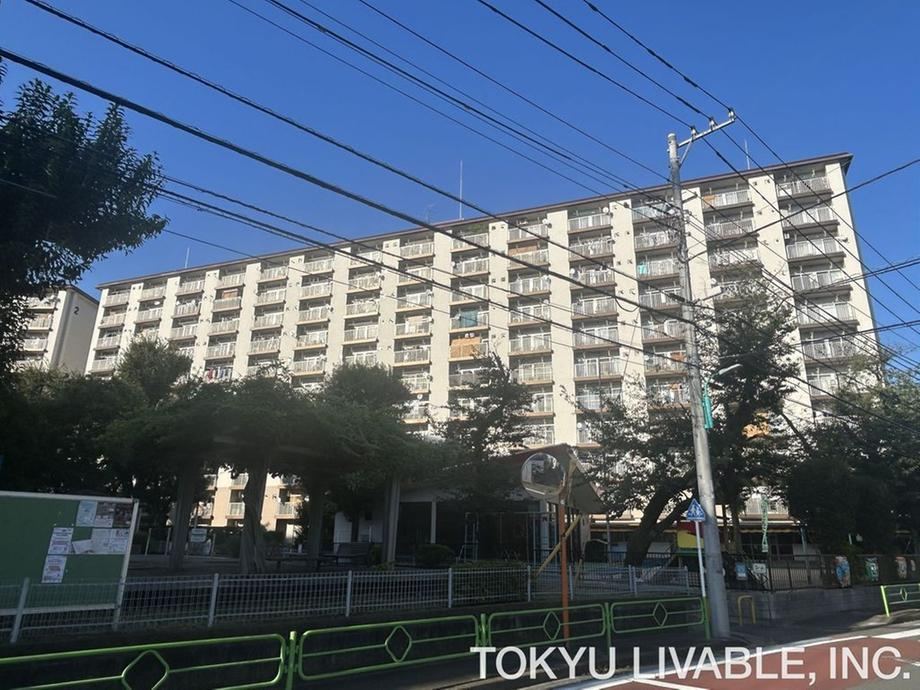 3LDK apartment in Komae, Tokyo - Photo 1