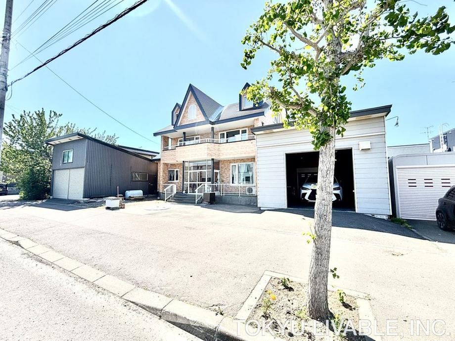 4LDK house in Ishikari, Hokkaido - Photo 1