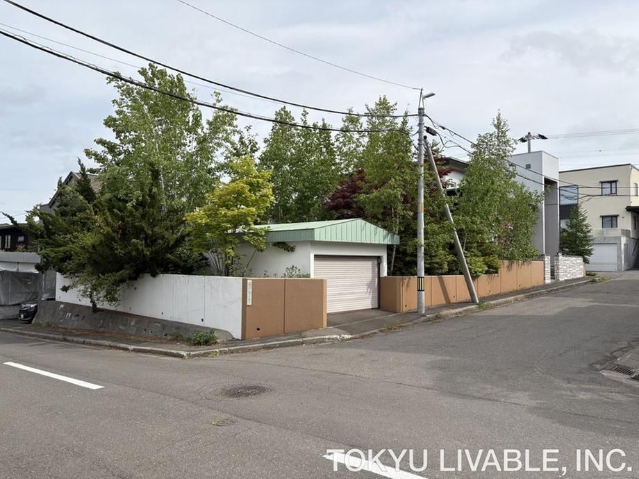 477 m² land in Minami Ward, Sapporo, Hokkaido - Photo 1