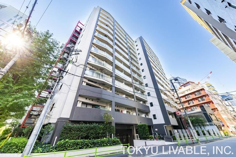 2LDK apartment in Chuo Ward, Tokyo - Photo 1