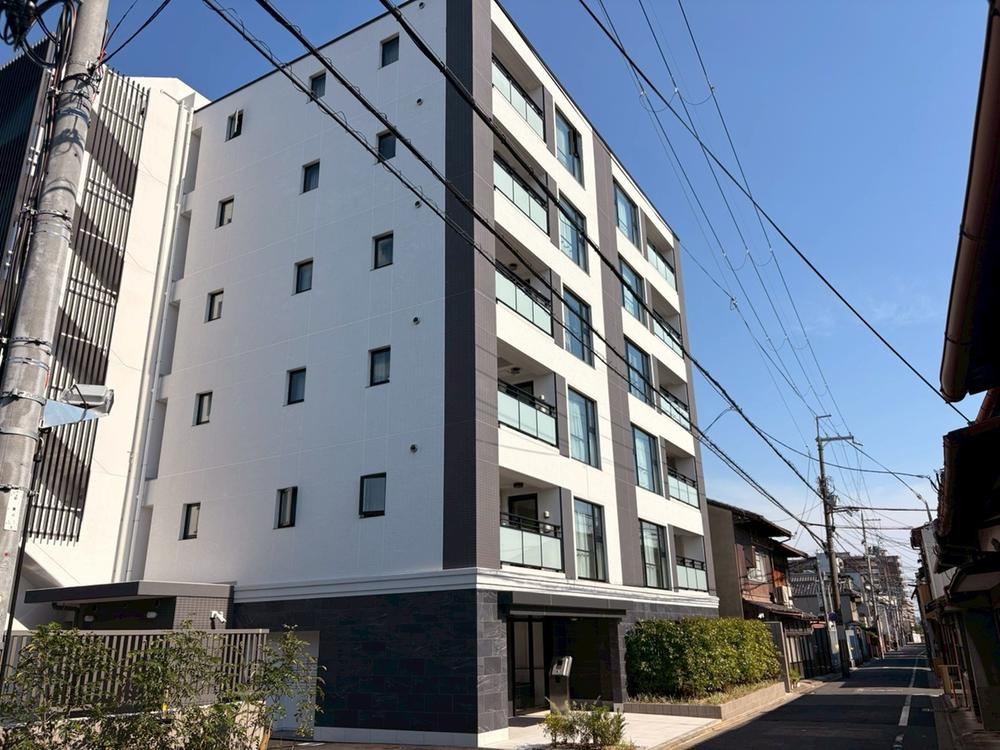 2LDK apartment in Nakagyo Ward, Kyoto - Photo 1
