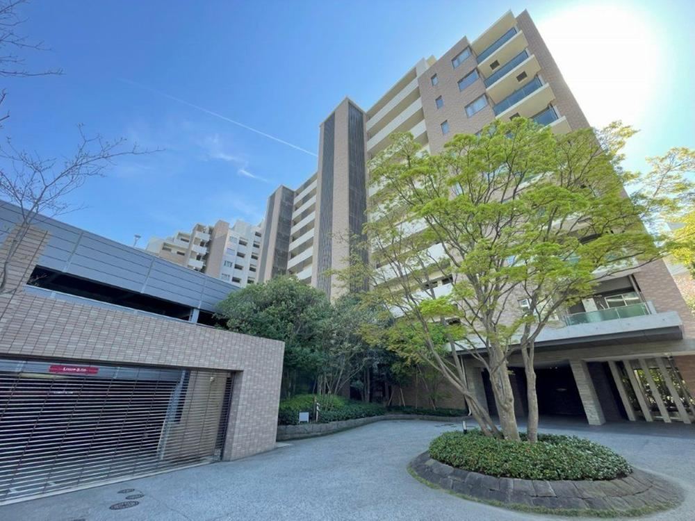 3LDK apartment in Chuo Ward, Fukuoka - Photo 1