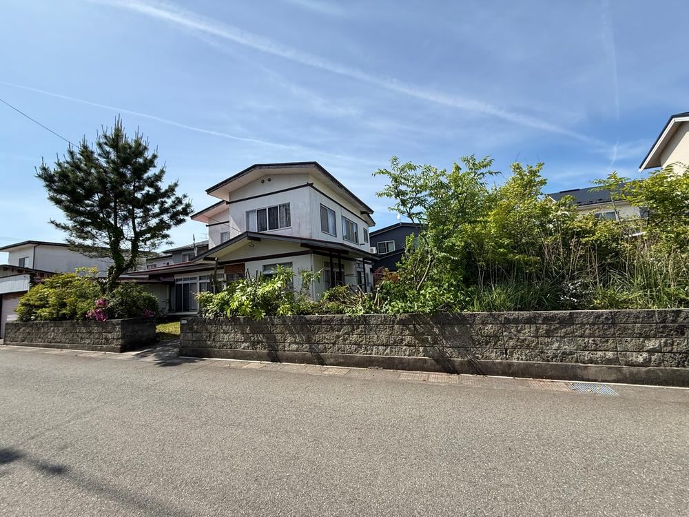 411 m² land in Akita, Akita - Photo 1