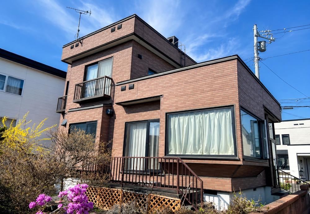 3LDK house in Kita Ward, Sapporo, Hokkaido - Photo 1