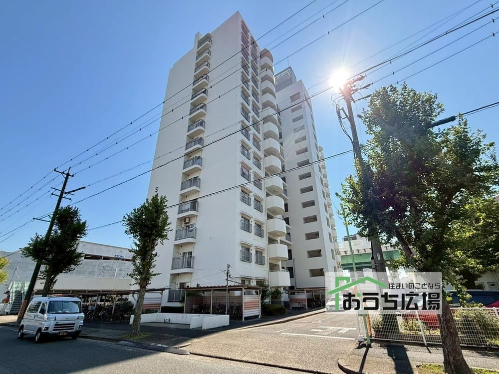 4LDK apartment in Nakagawa Ward, Nagoya, Aichi - Photo 1