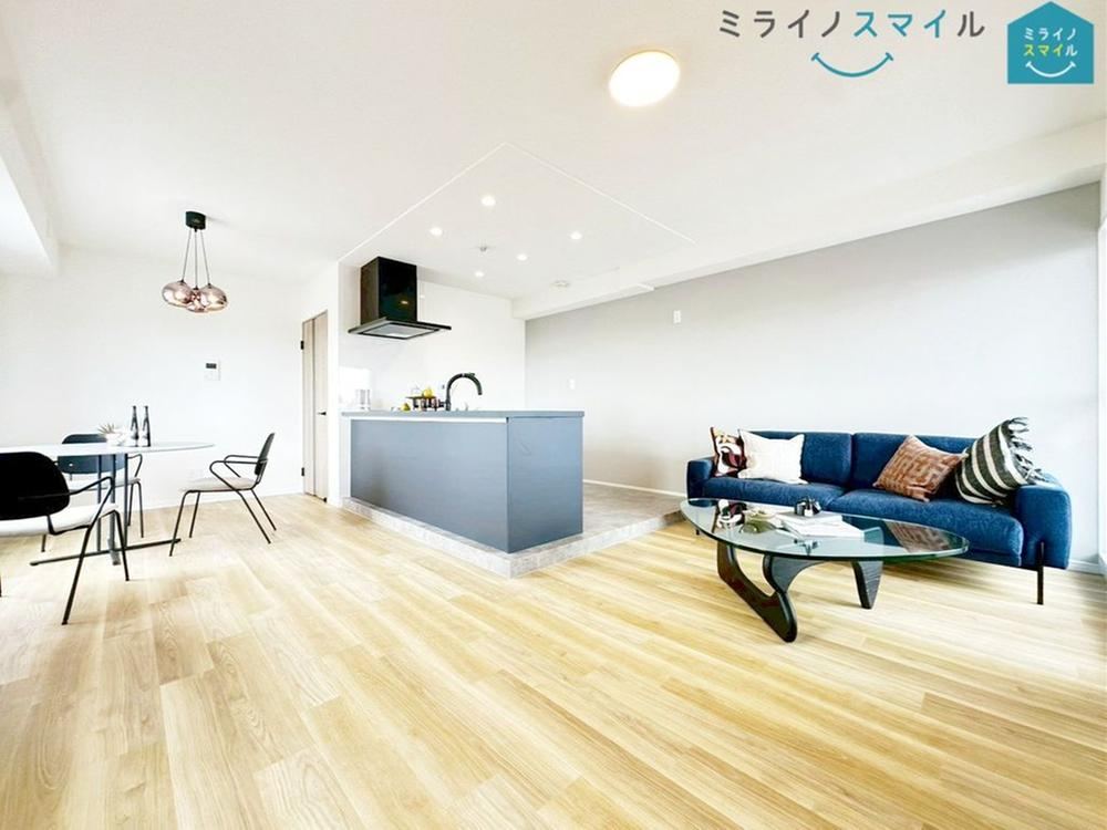2LDK apartment in Owariasahi, Aichi - Photo 1