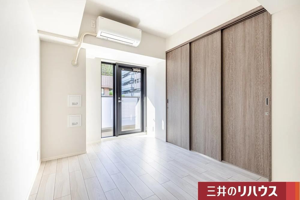 1LDK apartment in Shibuya Ward, Tokyo - Photo 1