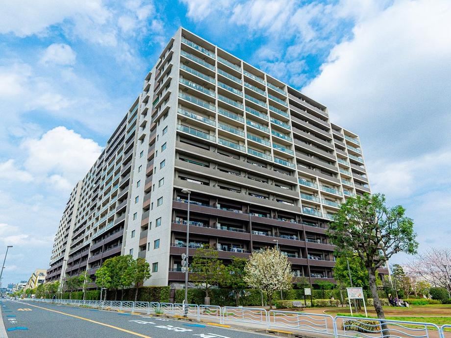 3LDK apartment in Koto Ward, Tokyo - Photo 1