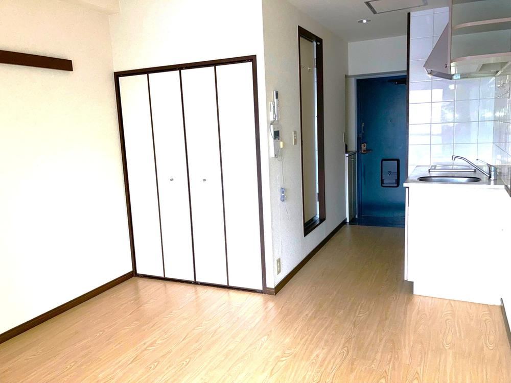 studio apartment in Minami Ward, Hiroshima - Photo 1