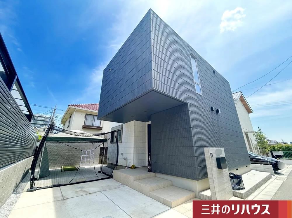 3LDK house in Mitaka, Tokyo - Photo 1