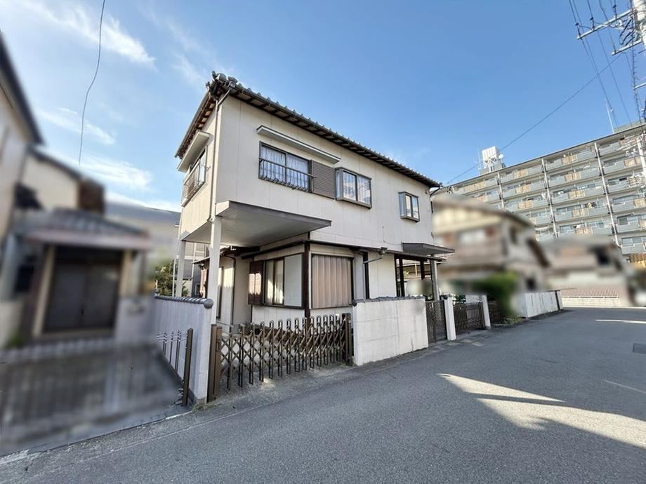 6LDK house in Ichinomiya, Aichi - Photo 1