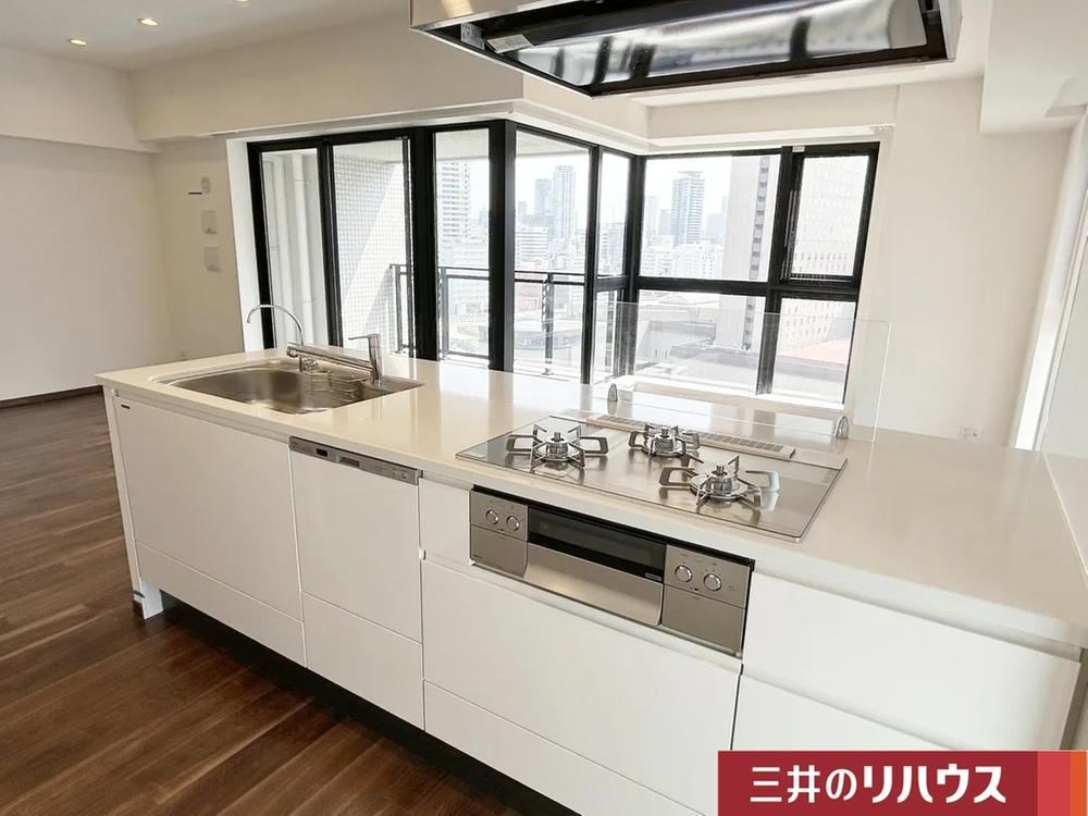2LDK apartment in Fukushima Ward, Osaka - Photo 1
