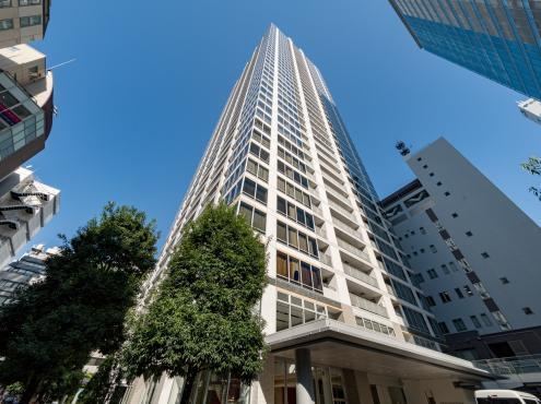 2LDK apartment in Chiyoda Ward, Tokyo - Photo 1