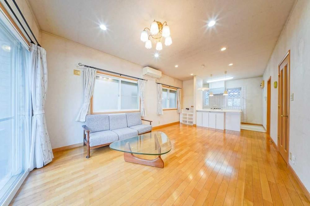 4LDK house in Yachiyo, Chiba - Photo 1