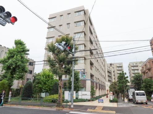 2LDK apartment in Setagaya Ward, Tokyo - Photo 1