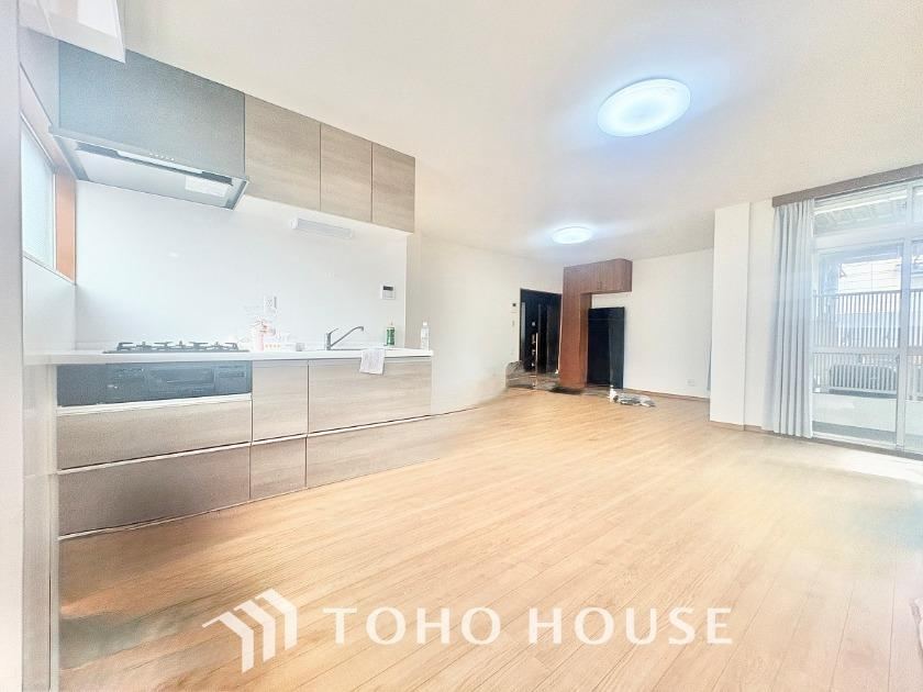 2LDK apartment in Itabashi Ward, Tokyo - Photo 1
