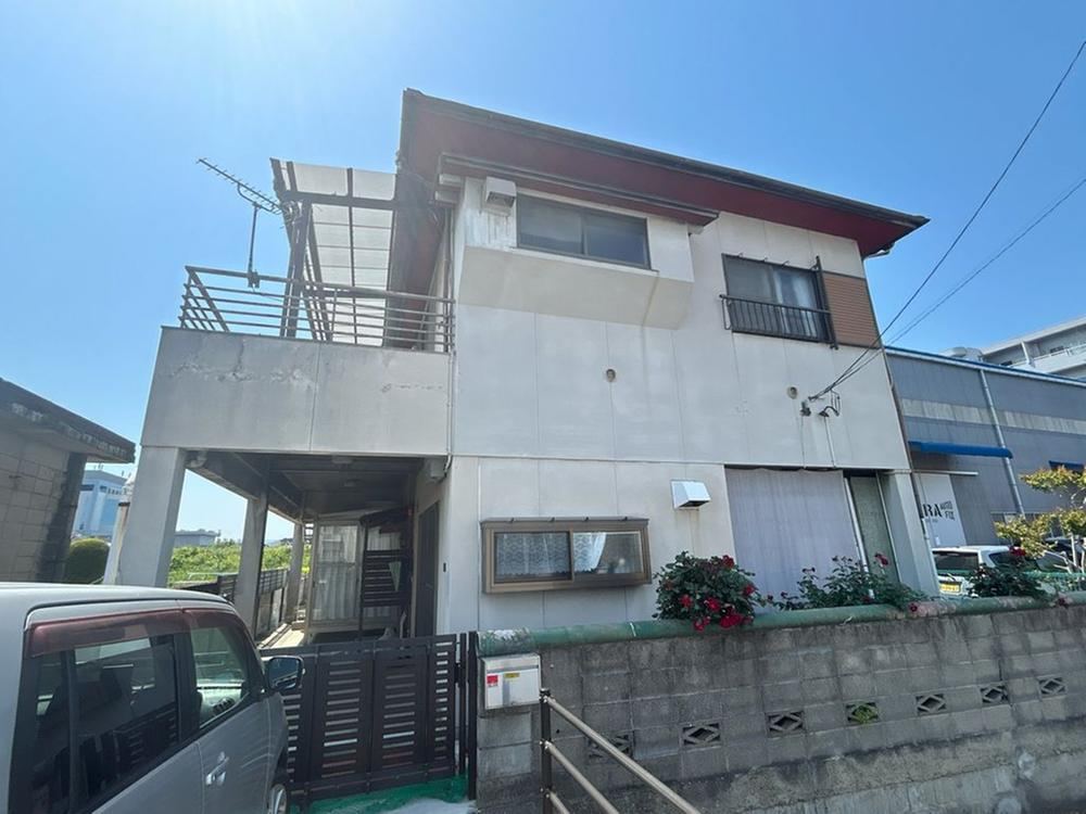 6LDKK house in Takamatsu, Kagawa - Photo 1