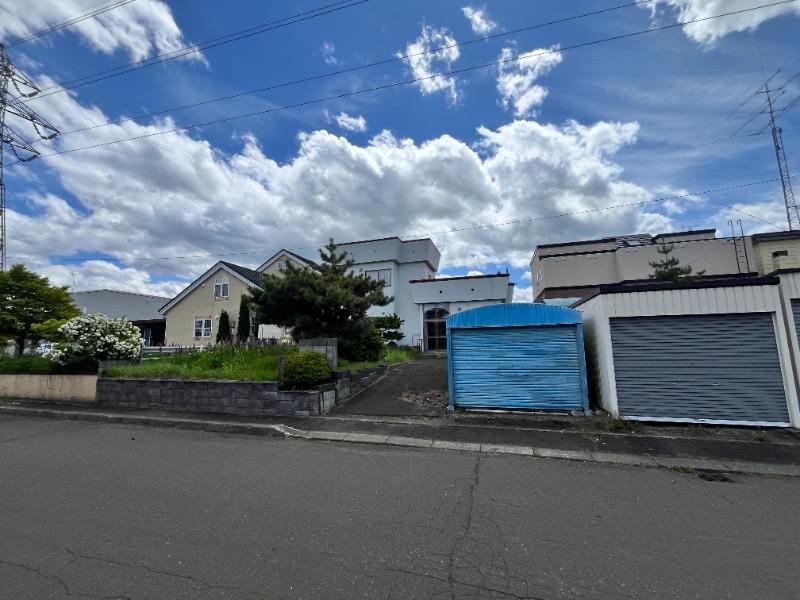 375 m² land in Toyohira Ward, Sapporo, Hokkaido - Photo 1