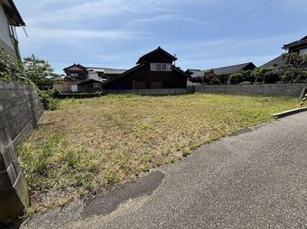 plot of land in Hakui District