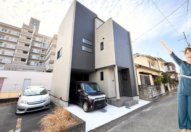 3LDK house in Matsuyama, Ehime - Photo 1