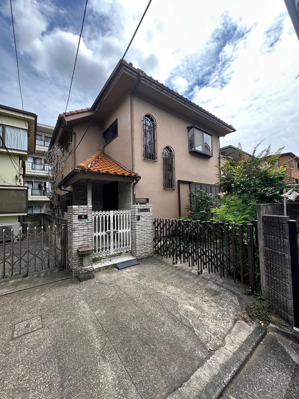6DK house in Nerima Ward, Tokyo - Photo 1