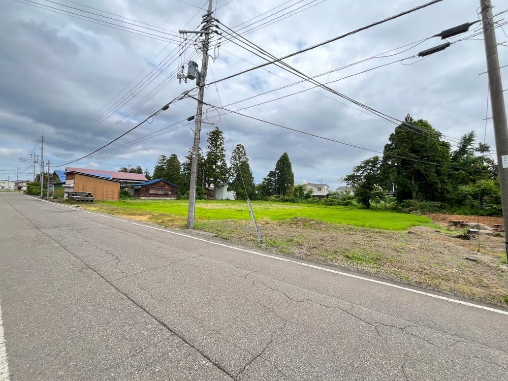 1806 m² land in Joetsu, Niigata - Photo 1