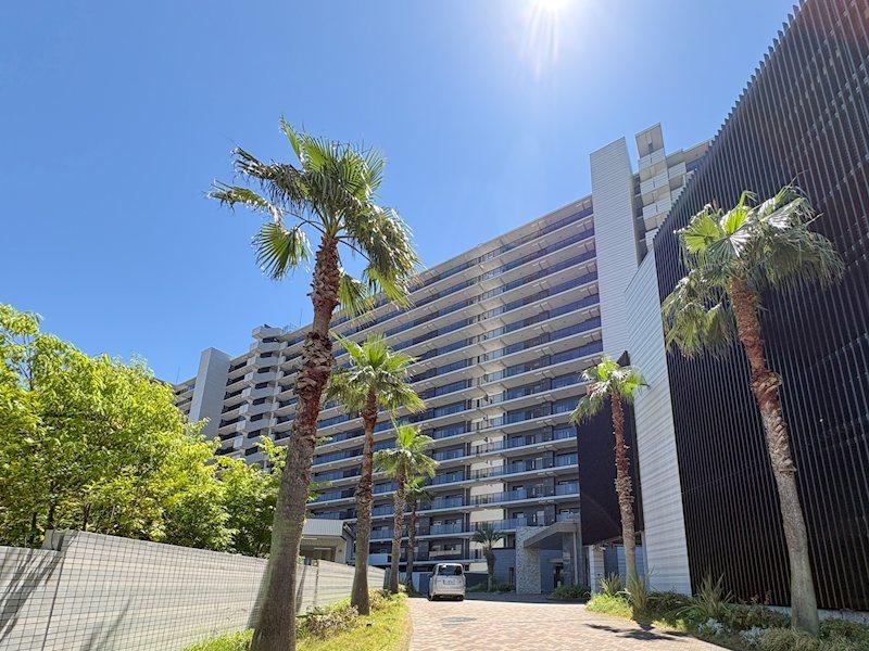 4LDK apartment in Otsu, Shiga - Photo 1