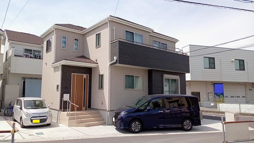 4LDK house in Minuma Ward, Saitama - Photo 1