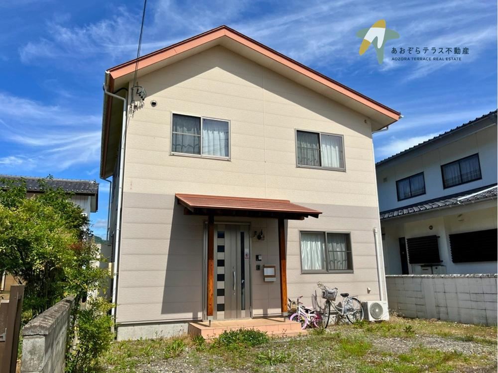 6LDK house in Chikuma, Nagano - Photo 1