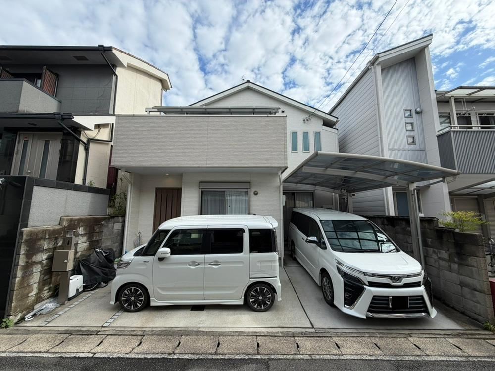 4LDK house in Yamashina Ward, Kyoto - Photo 1
