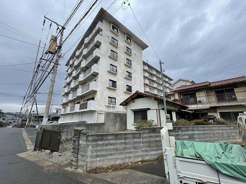 2LDK apartment in Kokurakita Ward, Kitakyushu, Fukuoka - Photo 1