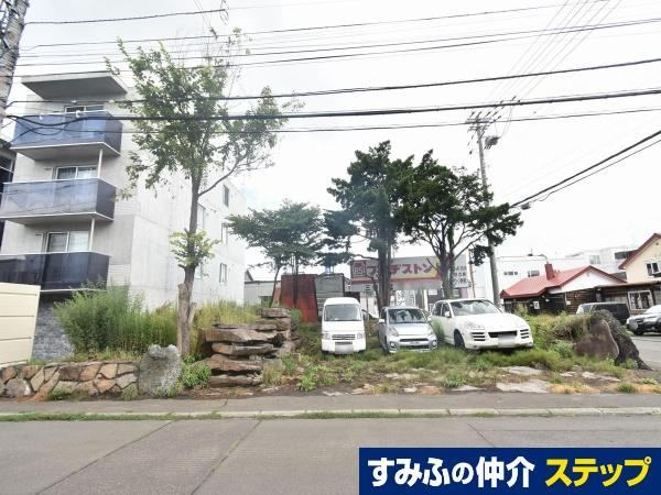 201 m² land in Nishi Ward, Sapporo, Hokkaido - Photo 1