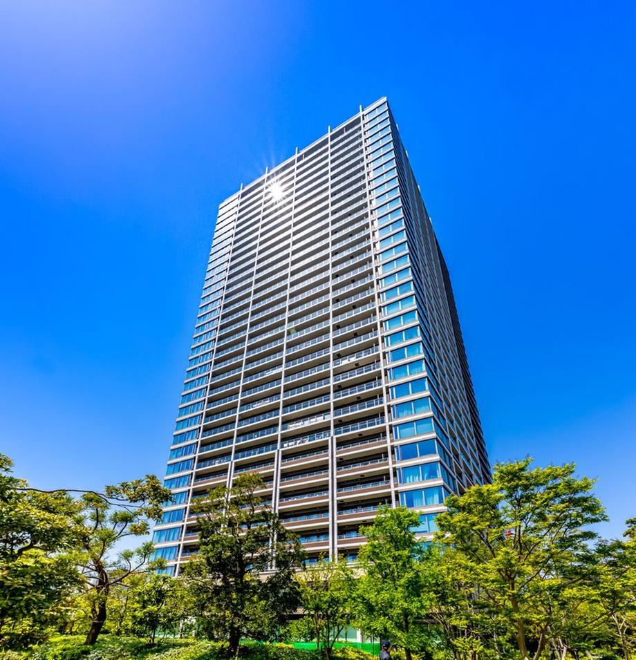 3LDK apartment in Minato Ward, Tokyo - Photo 1